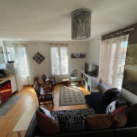 Appartement Duplex à Beaumont-sur-Sarthe Extérieur photo