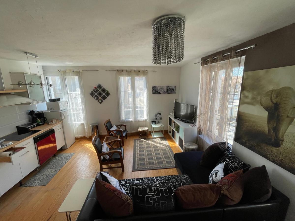 Appartement Duplex à Beaumont-sur-Sarthe Extérieur photo