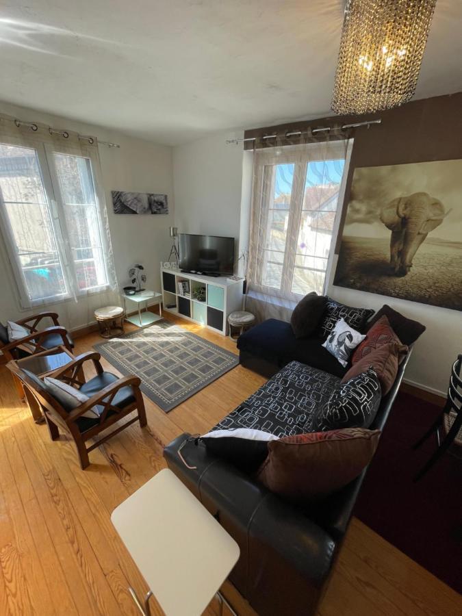 Appartement Duplex à Beaumont-sur-Sarthe Extérieur photo