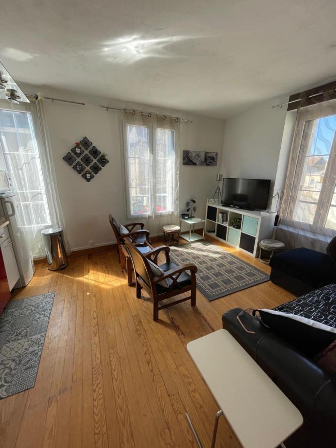 Appartement Duplex à Beaumont-sur-Sarthe Extérieur photo